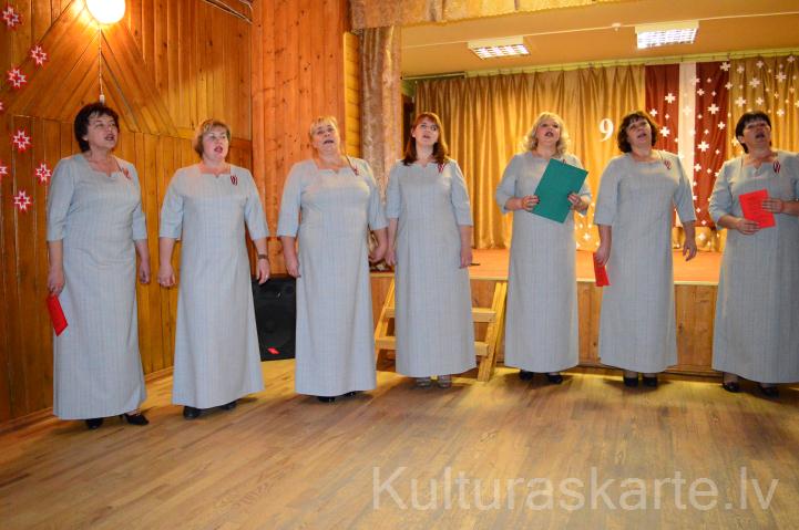Sieviesu vokalais ansamblis"Paziņas"